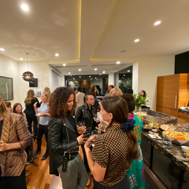 GIFT PARLAY HOUSE